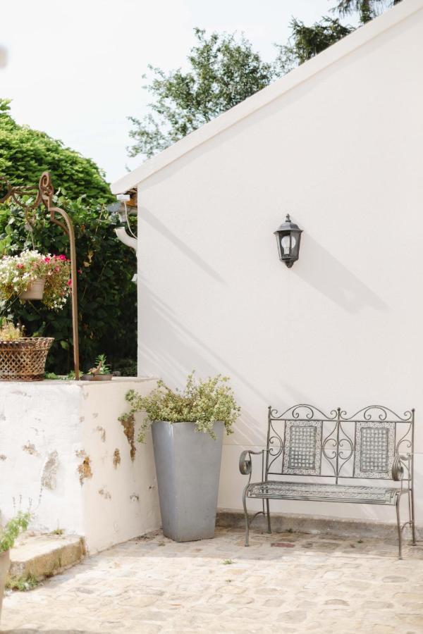 Bed and Breakfast Domaine De Jouarre Exterior foto